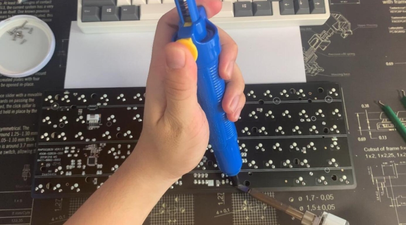 一把雷柏V500的维修+调教小记