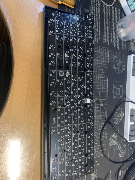 功能齐全——黑爵AK60