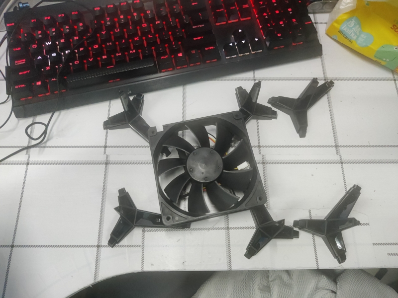 MSI的主板支架评测